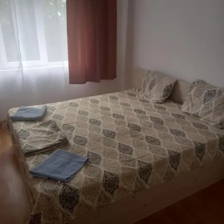 лилия 6 Apartment