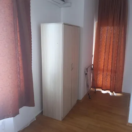 Apartment лилия 6