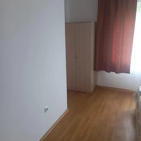 Apartment лилия 6